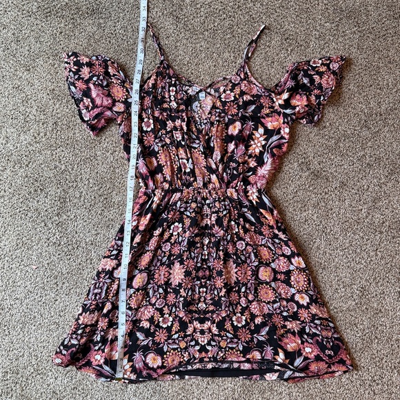 Love, Fire | Floral Patterned Open Arm Dress - Picture 13 of 14